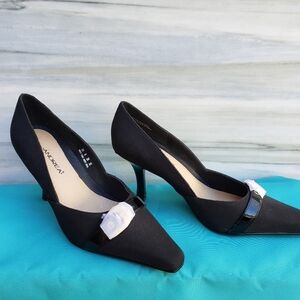 Andrea heels with gold buckles Size 6